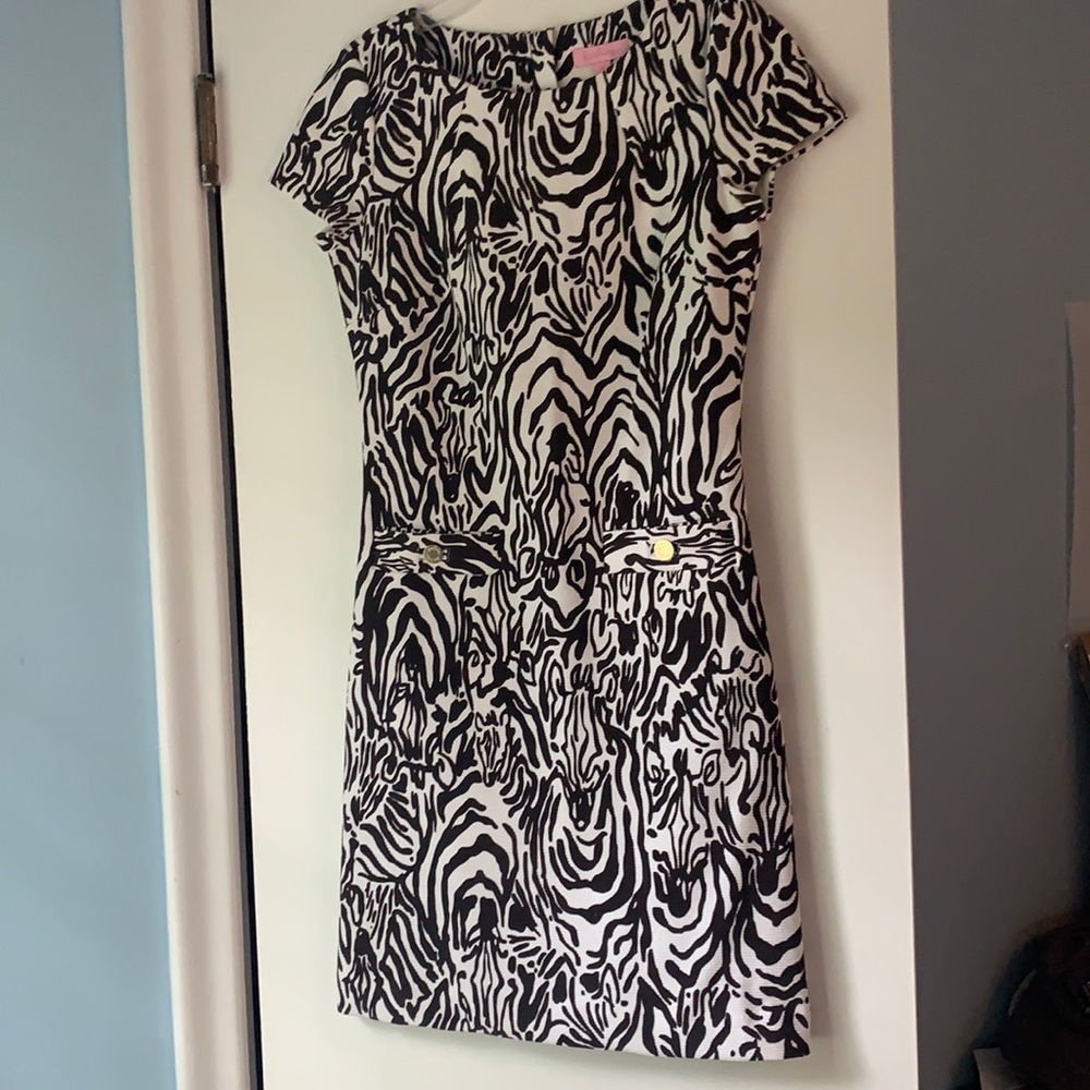Lilly Pulitzer Short Sleeved Dress